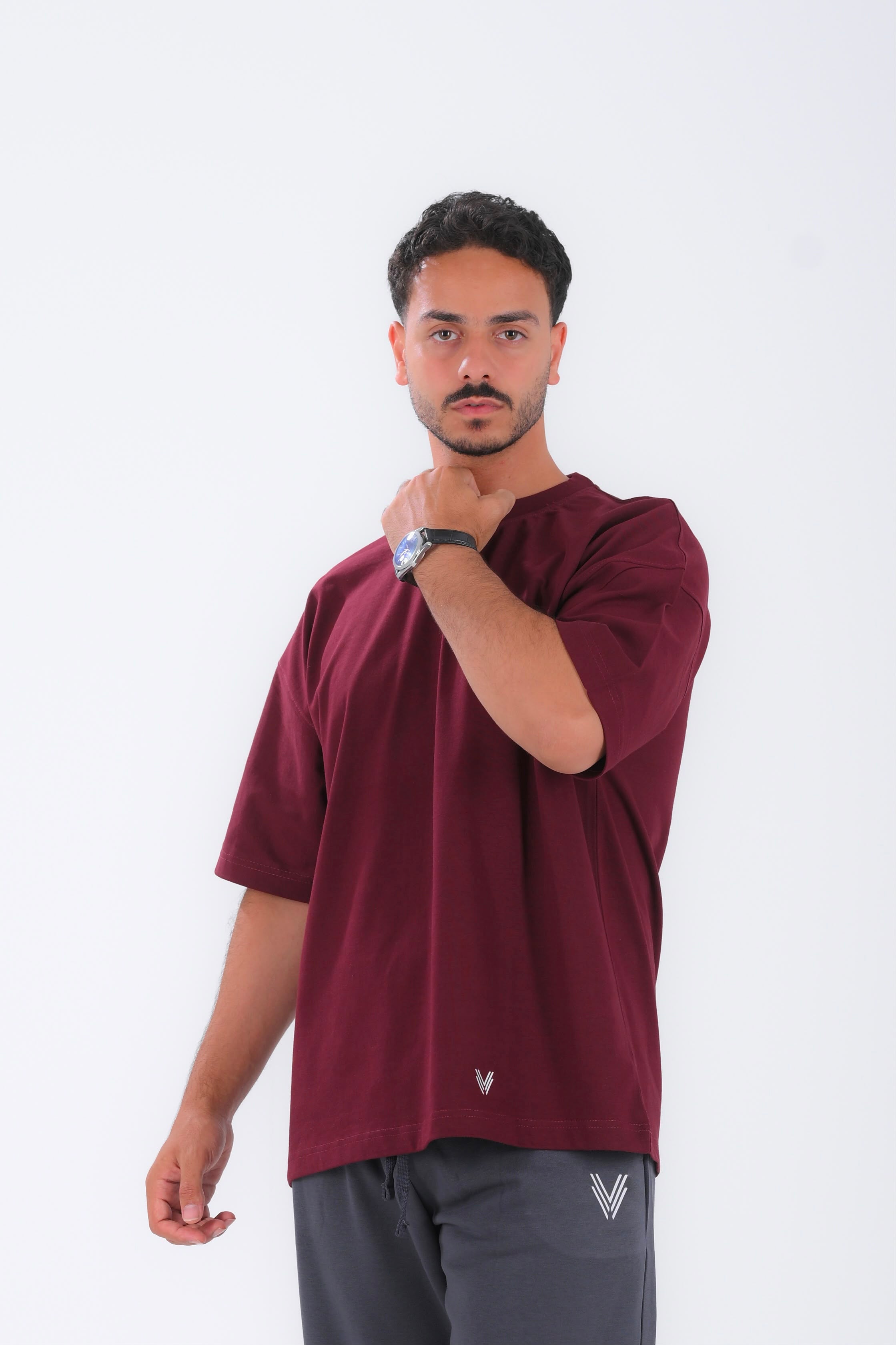 VELLO Oversized T-Shirt